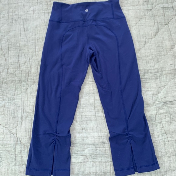 Lululemon Crops - Picture 8 of 12